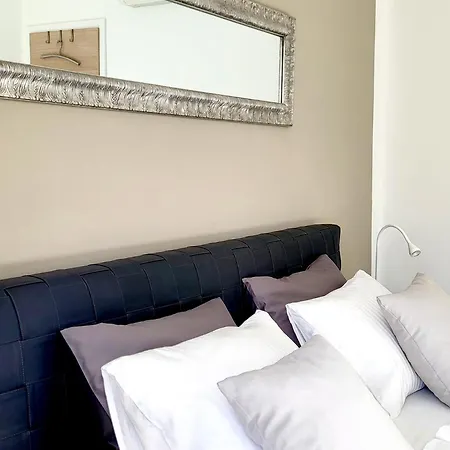 Antinous Apartment